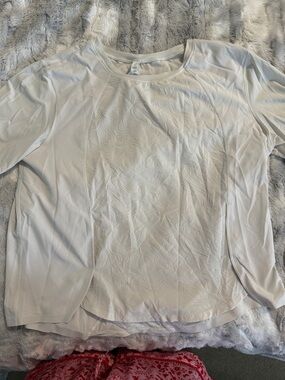 lululemon athletica White Long Sleeve Scoop Neck Top